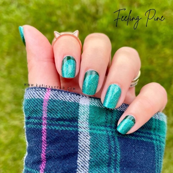 Color Street Feeling Pine - Picture 5 of 5